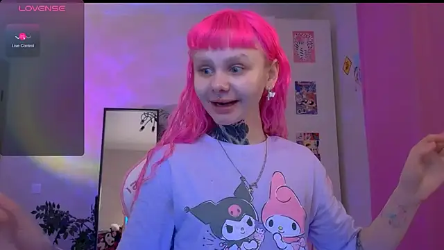 Britney Lynch online show from 10.11.25