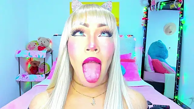 Candy Candy   online show from 09.22.25