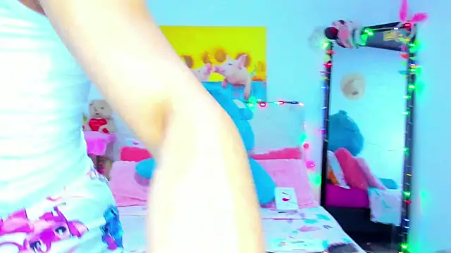 Candy Candy   online show from 11.17.25