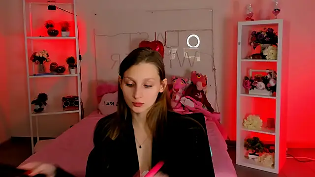 Snapshot of EllaHorton chatting on 02.27.25 EllaHorton online show from 02.27.25