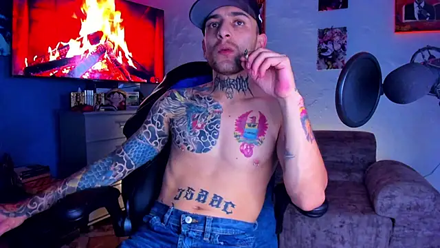 Snapshot of Drako_Lamar chatting on 02.13.26 Drako Lamar online show from 02.13.26