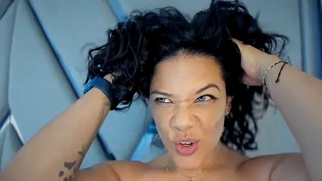 paula daniela1 online show from 03.23.25