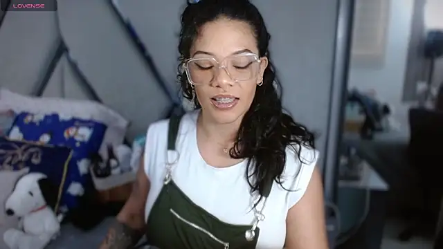 paula daniela1 online show from 12.16.25