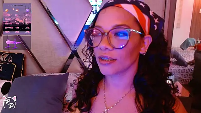 Snapshot of paula_daniela1 chatting on 07.04.26 paula daniela1 online show from 07.04.26