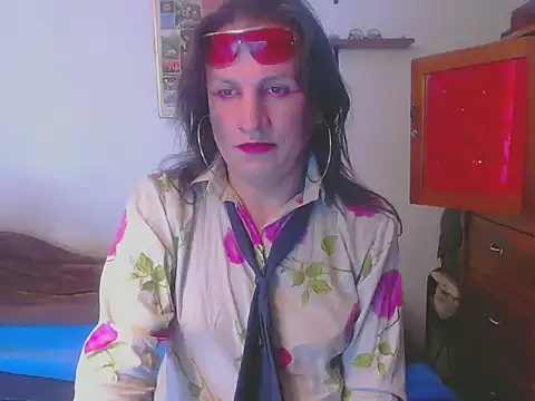 LorenJade online show from 01.13.26