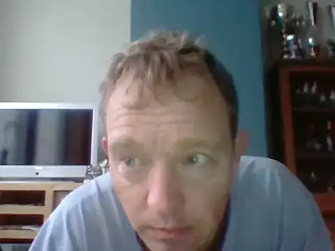 Snapshot of bertolini chatting on 12.03.24 bertolini online show from 12.03.24