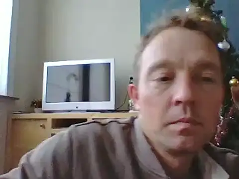 Snapshot of bertolini chatting on 01.07.25 bertolini online show from 01.07.25