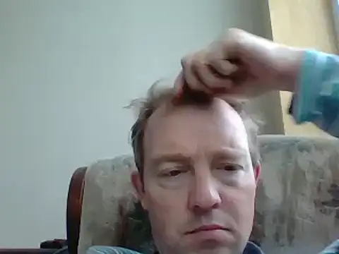 Snapshot of bertolini chatting on 01.28.25 bertolini online show from 01.28.25