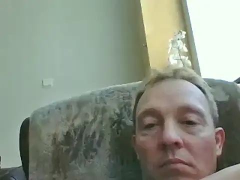 Snapshot of bertolini chatting on 03.02.25 bertolini online show from 03.02.25