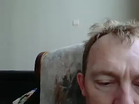 Snapshot of bertolini chatting on 03.13.25 bertolini online show from 03.13.25