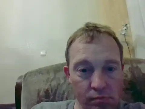Snapshot of bertolini chatting on 03.13.25 bertolini online show from 03.13.25