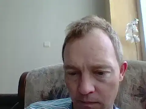 Snapshot of bertolini chatting on 03.15.25 bertolini online show from 03.15.25