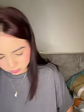 Zarah Blare online show from 12.12.24