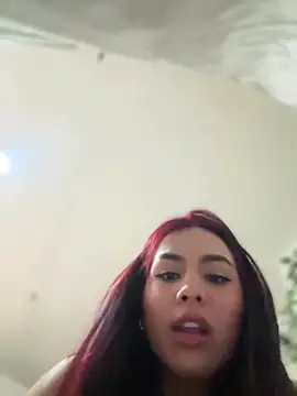 Zarah Blare online show from 12.18.24