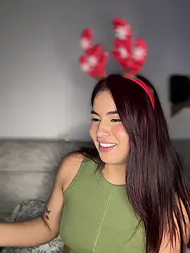 Zarah Blare online show from 12.24.24