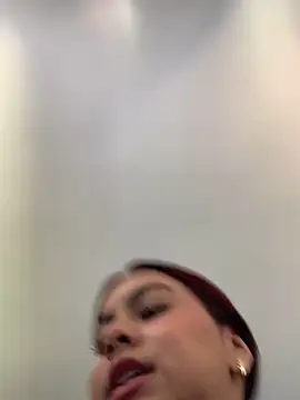 Zarah Blare online show from 01.12.25