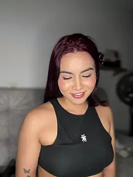 Zarah Blare online show from 01.15.25