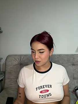 Zarah Blare online show from 02.04.25