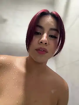 Zarah Blare online show from 02.17.25