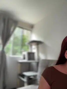 Zarah Blare online show from 02.18.25