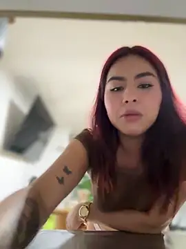 Zarah Blare online show from 02.19.25