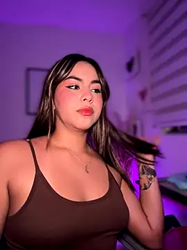 Zarah Blare online show from 11.13.25