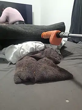 aprilexx online show from 12.20.25