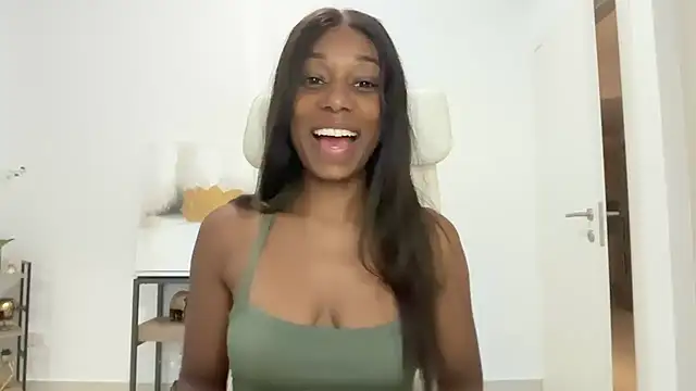 Snapshot of smileybabe chatting on 06.09.26 smileybabe online show from 06.09.26