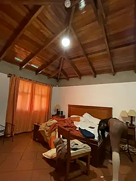 SUUKAM online show from 02.17.26