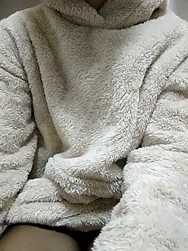 dmmsuzu95 online show from 11.18.25