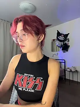 Evangeline Lawrence  online show from 11.11.25