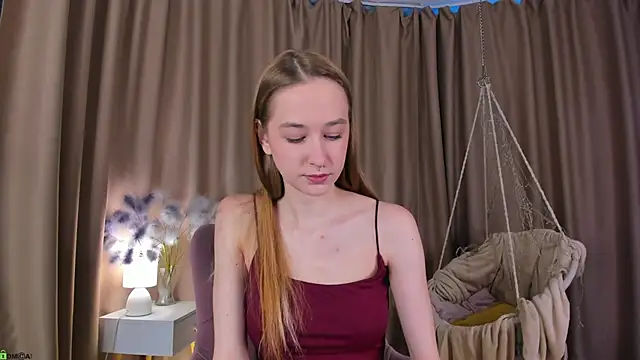 Sweett Monica online show from 10.12.25