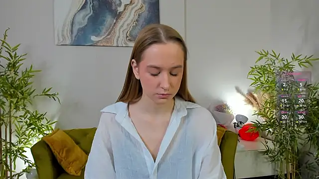 Snapshot of Sweett_Monica chatting on 02.24.26 Sweett Monica online show from 02.24.26