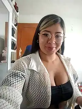 Ariana-pp03 online show from 03.17.25