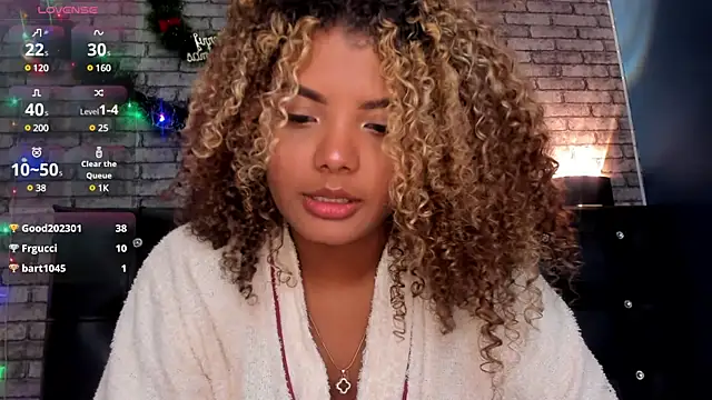 Snapshot of ivy_copper1 chatting on 12.15.24 ivy copper1 online show from 12.15.24