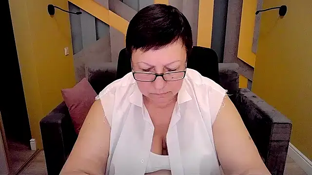 BarbaraTurners online show from 02.17.25