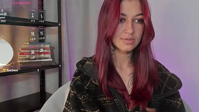 Snapshot of noemi_foxxx chatting on 03.19.26 noemi foxxx online show from 03.19.26