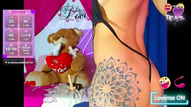 Snapshot of natashakissess chatting on 05.31.26 natashakissess online show from 05.31.26