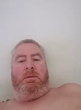 Snapshot of SA_BULL chatting on 01.09.25 SA BULL online show from 01.09.25