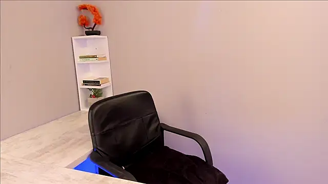 bulma bambina  online show from 11.16.25