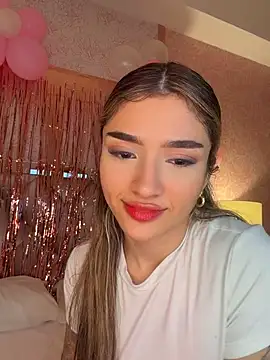 Snapshot of Arianavillada chatting on 05.04.26 Arianavillada online show from 05.04.26