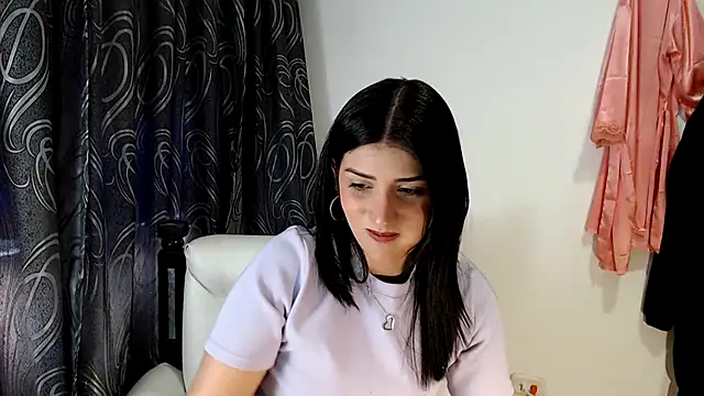 Snapshot of ZajiraShane chatting on 01.27.25 ZajiraShane online show from 01.27.25