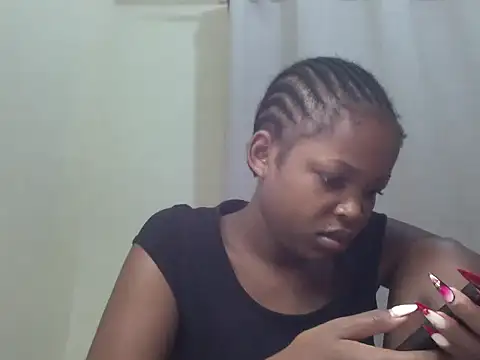 Snapshot of queen-sasha chatting on 01.18.26 queen-sasha online show from 01.18.26