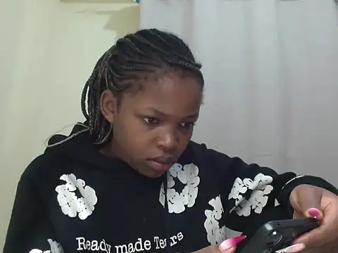 Snapshot of queen-sasha chatting on 02.23.26 queen-sasha online show from 02.23.26