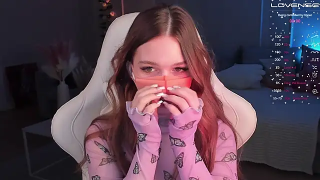 Frau Lina online show from 12.31.24