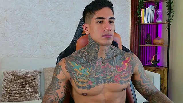 AdanReilly online show from 11.15.25