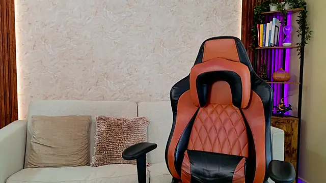 AdanReilly online show from 04.04.26