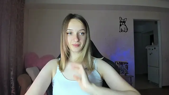 Snapshot of RouseReed chatting on 06.17.26 RouseReed online show from 06.17.26