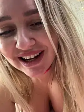 LadyLolyPop  online show from 01.19.25