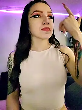 Snapshot of Paudelatorre chatting on 02.13.26 Paudelatorre online show from 02.13.26